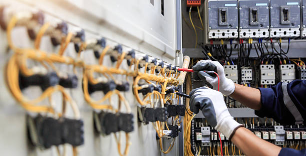 Professional Electrician technician working in Sparta, IL